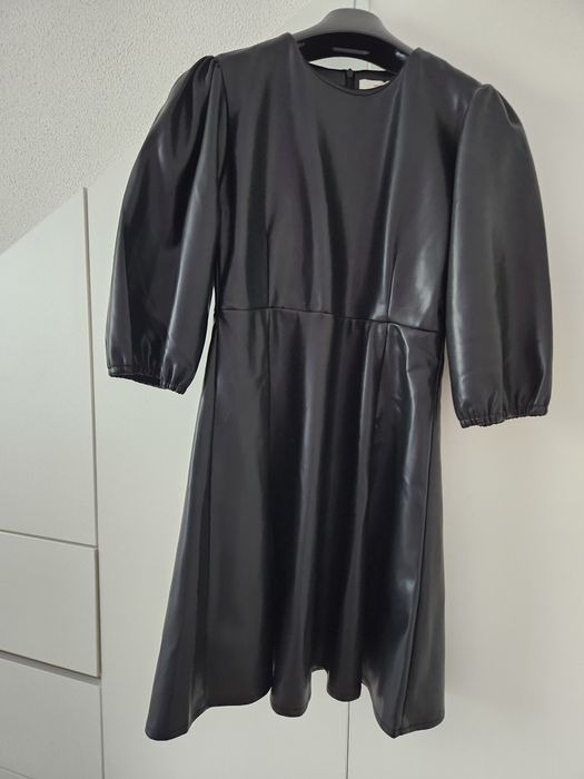 Vand rochie fete Reserved 146