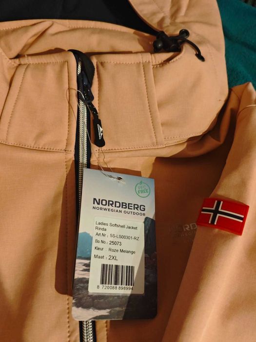 Дамско яке Nordberg
