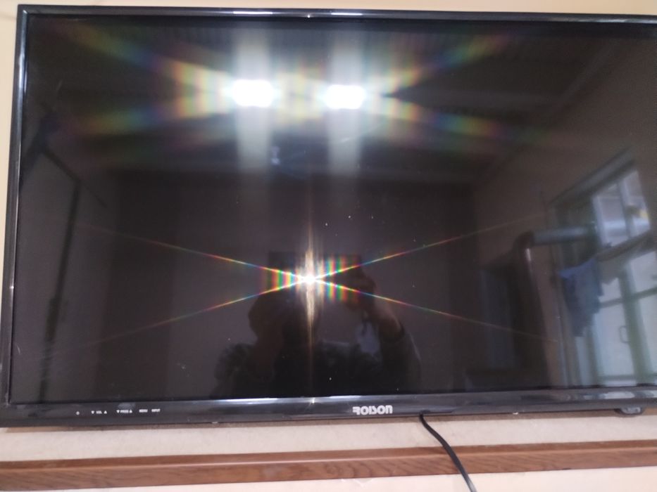 Телевизор сотилади холати зур Продаётся телевизор в отличном состоянии