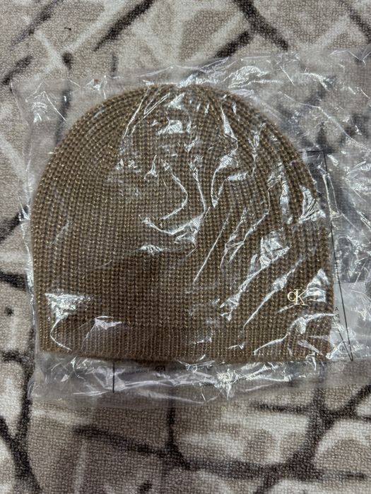Шапка Calvin Klein