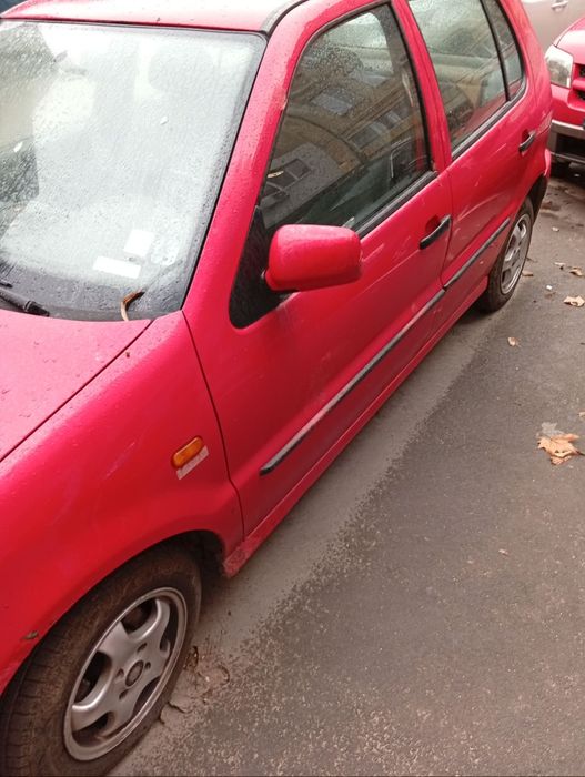 Продавам кола Фолксваген.