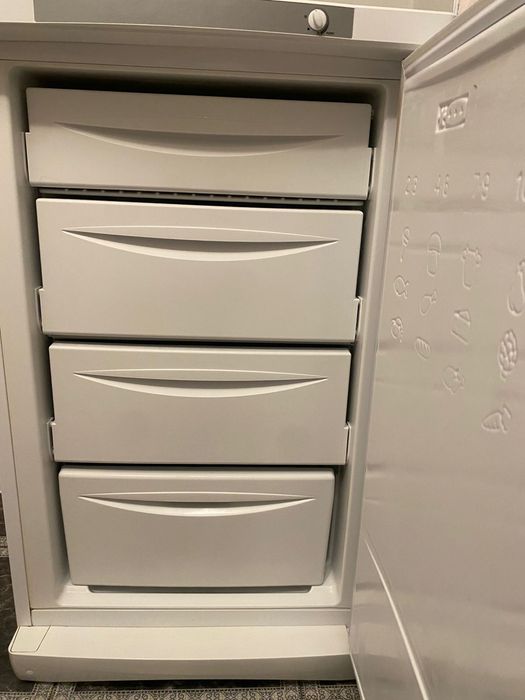 Морозильник Индезит