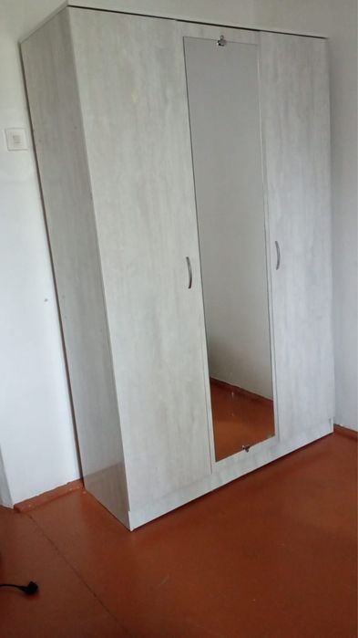 Шифонер сатылады продам шифонер.