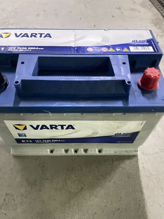 Продам аккумулятор VARTA
