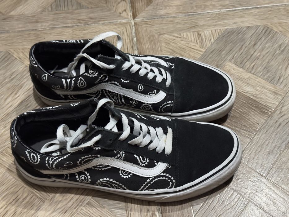 Черные кеды Vans