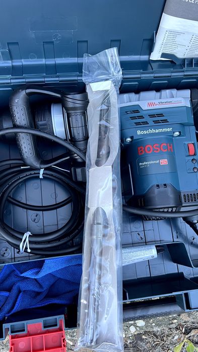 BOSCH GSH 5 CE Ciocan demolator SDS-max 1150 W, 8.3 J + spitz, Nou