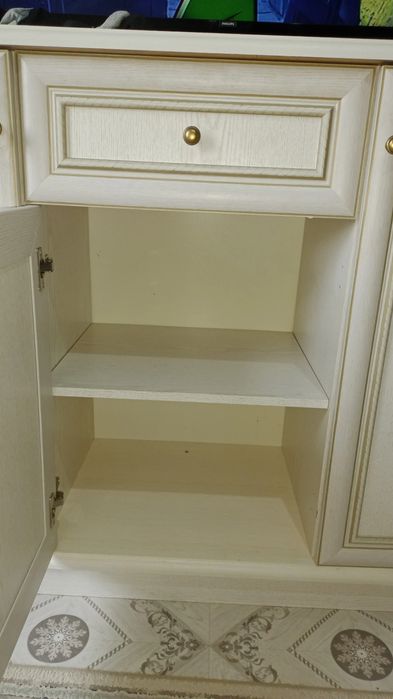 Продам стенку для гостиной.