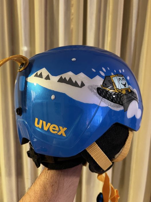 Детска каска UVEX