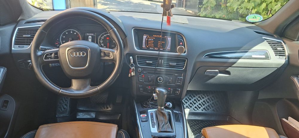 Vand/ Schimb Audi Q5 2011 2.0 tfsi 211cp 4x4 quatro