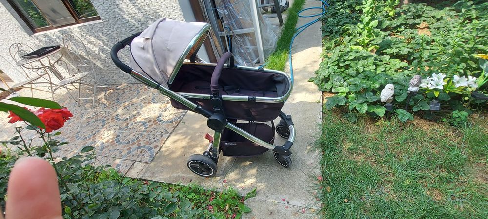 Carucior MotherCare Journey