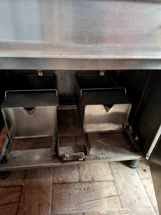 Газов фритюрник с шкаф