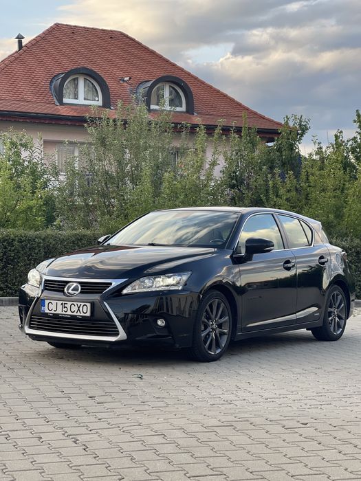 Lexus ct200h  an fabr.2015 , hybrid