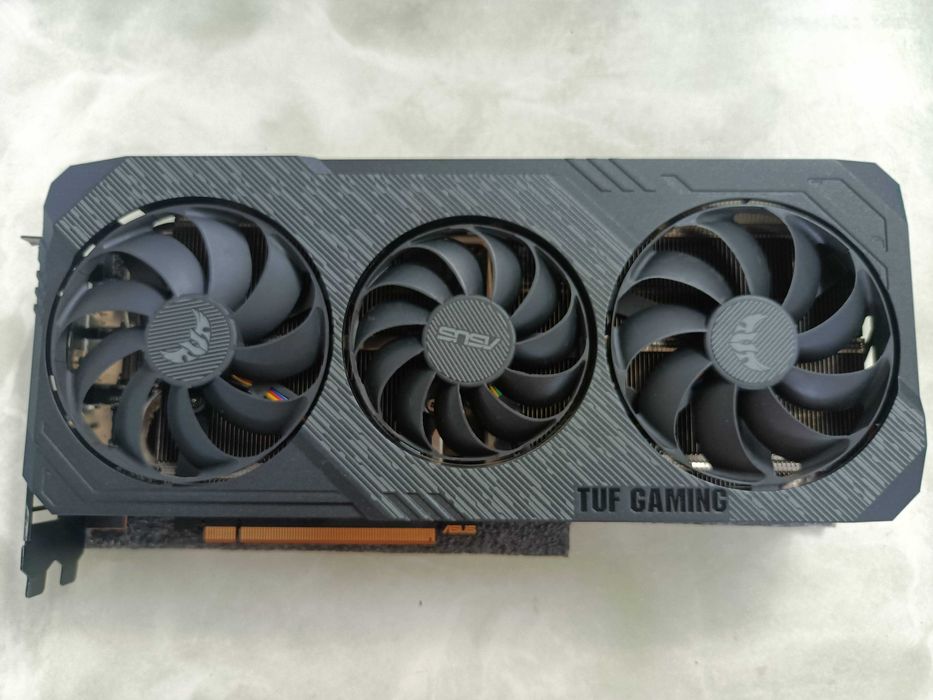 ASUS RX 5600 XT TUF EVO като нови!