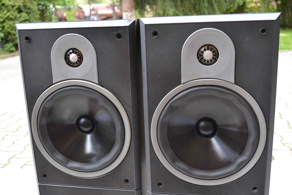 Boxe B&W model DM 620