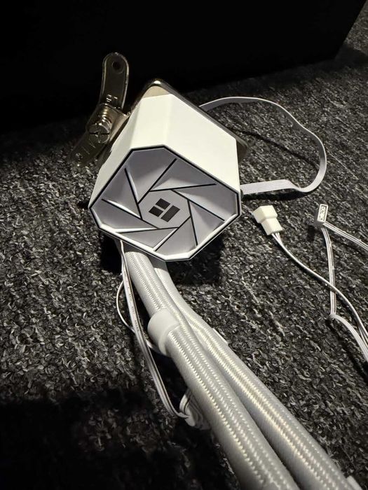 Охлаждане Thermalright AQUA ELITE 240 White