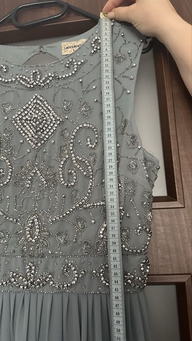 Vand rochie ocazie
