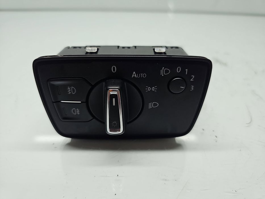 Bloc lumini Volkswagen Passat B8 (3G2) [Fabr 2015-prezent] 3G0941633