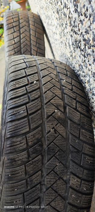 Комплекти зимни гуми на Vredstain и на Continental