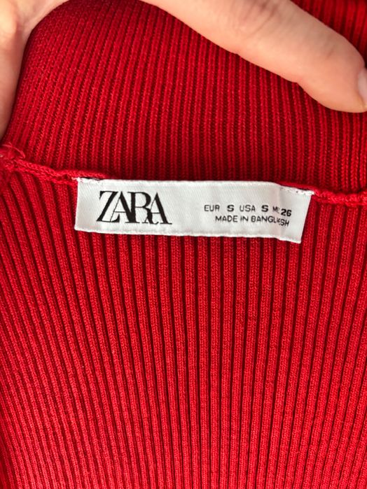 Рипсена Рокля Zara
