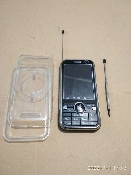 Сотовый телефон продам