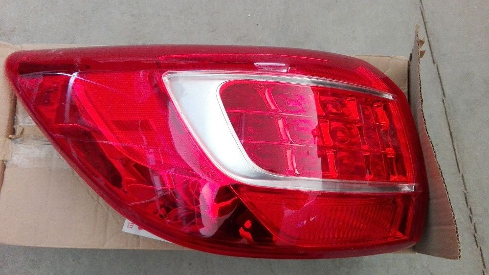 Фарове, стопове Ауди Кю5, БМВ 7 и Х6, Киа, Мини, Сеат Ибиза