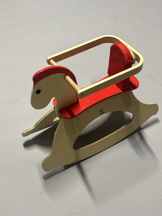 Лошадка качалка hape