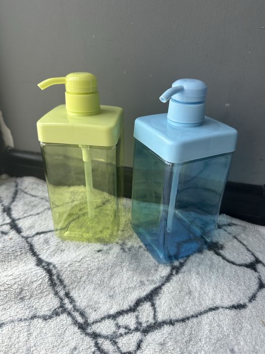 Флакон с дозатором