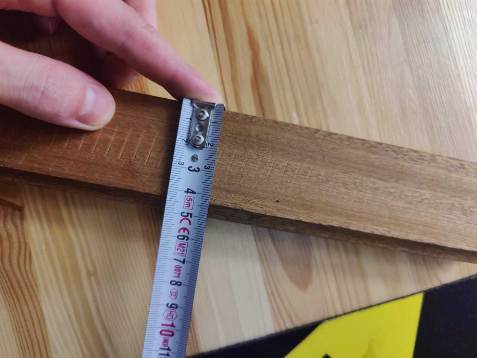 Parchet din lemn masiv de mahon + plinte + adeziv