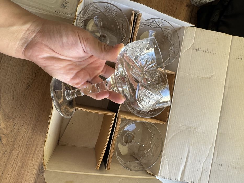 Разные хрустальные посуды