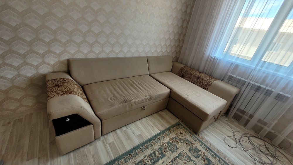 диван б/у продаётся