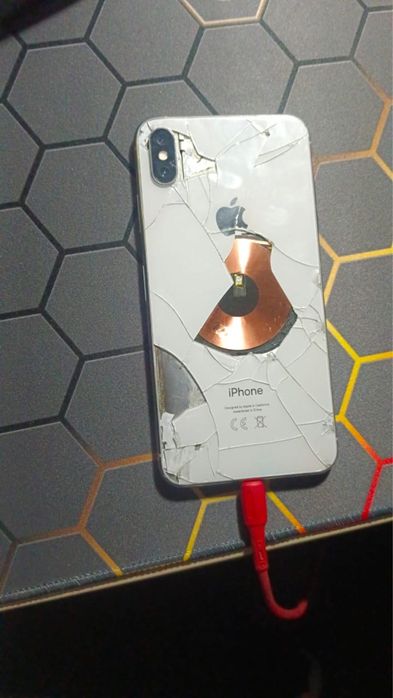 Продай iphone xs max торг