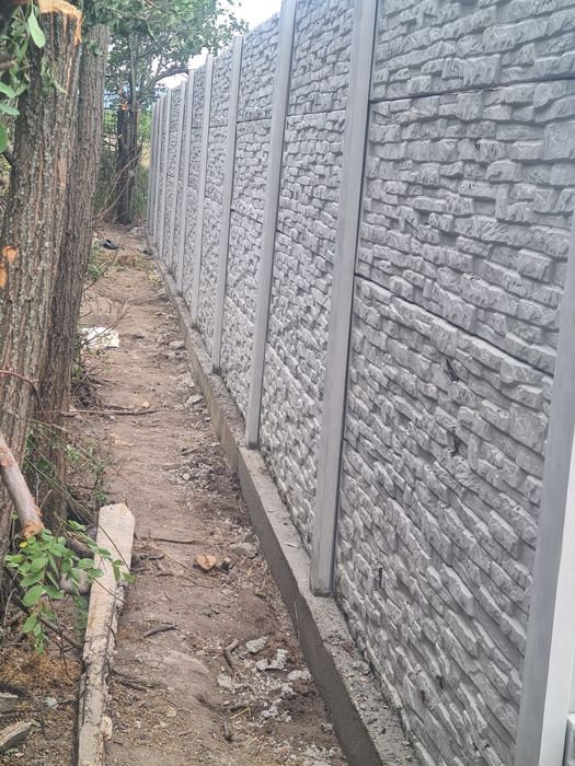 Fabrica producem garduri din beton stalpi placi gard  gardultau.com