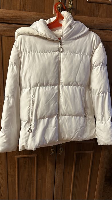 Продам зимнюю куртку