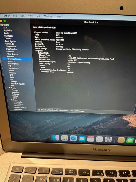 Apple Macbook Air 13 2017    256GB