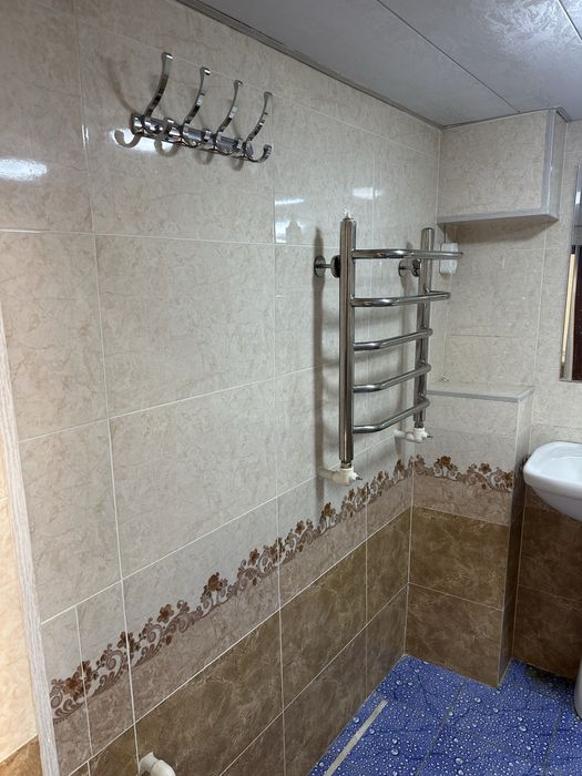 Arenda hovli Bulvar tomonida