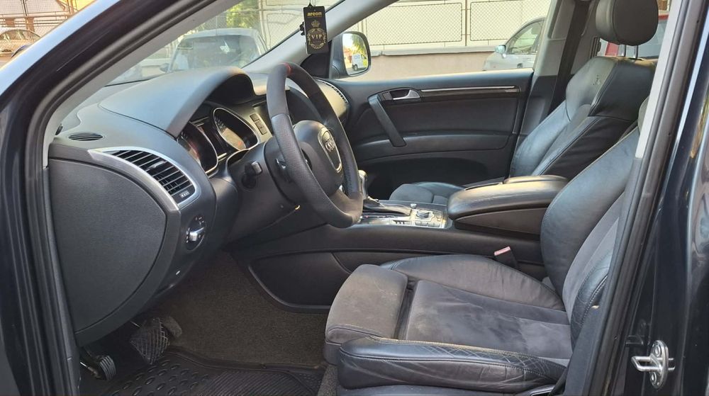 Audi Q7 an 2007.