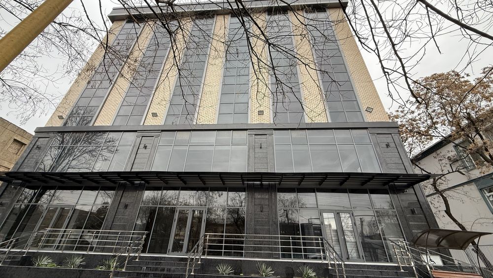 Первая линия Аренда 6 этажного здания Яккасарай Саламатино f88