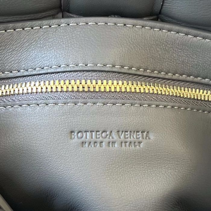 Bottega Veneta Casette