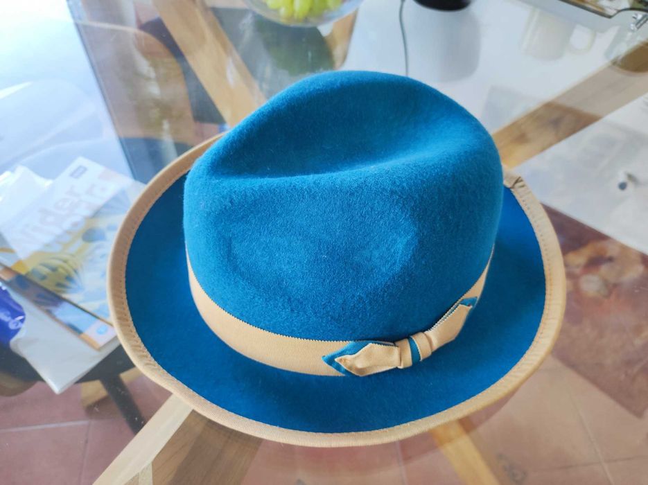 Мъжка шапка high class