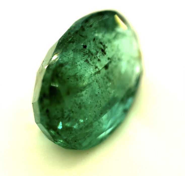 Vând Smarald Natural 4.98 ct Zambia  Piatră Prețioasă