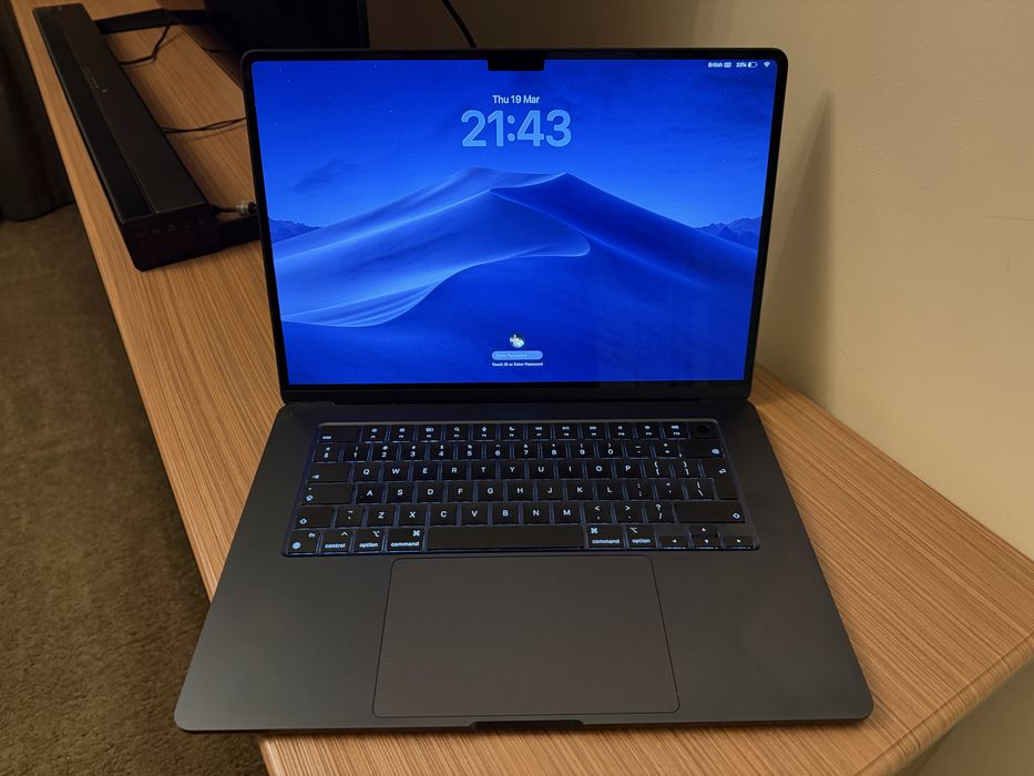 Apple Macbook Air 15.3" 8gb Ram 512Gb SSD 2024 IMPECABIL!!!