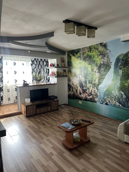 Apartament cu 2 camere ultracentral-mobilat-350€/luna