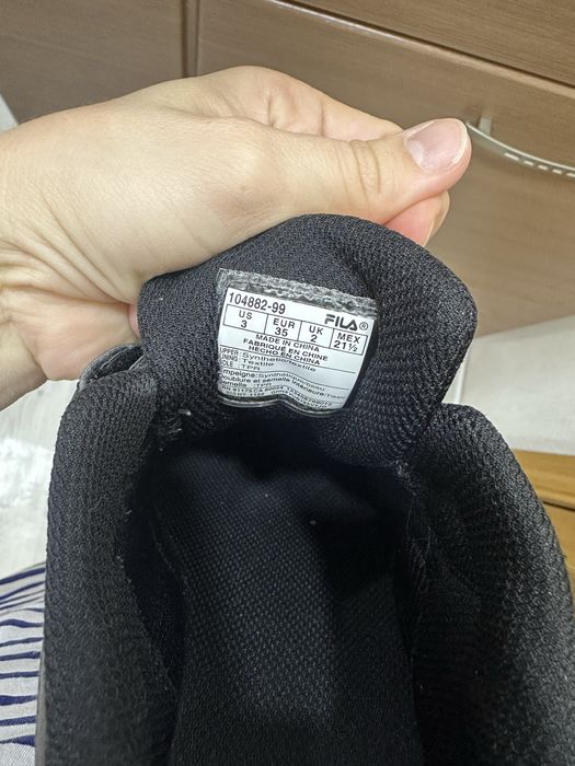 Продам кросовки детские 35 размер