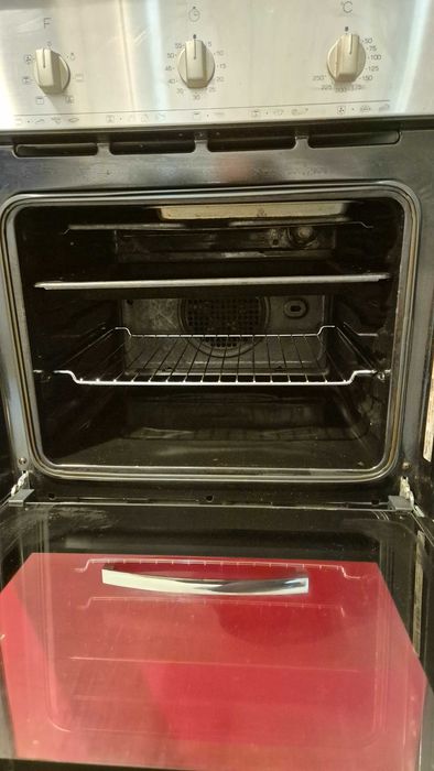 Cuptor electric încorporat