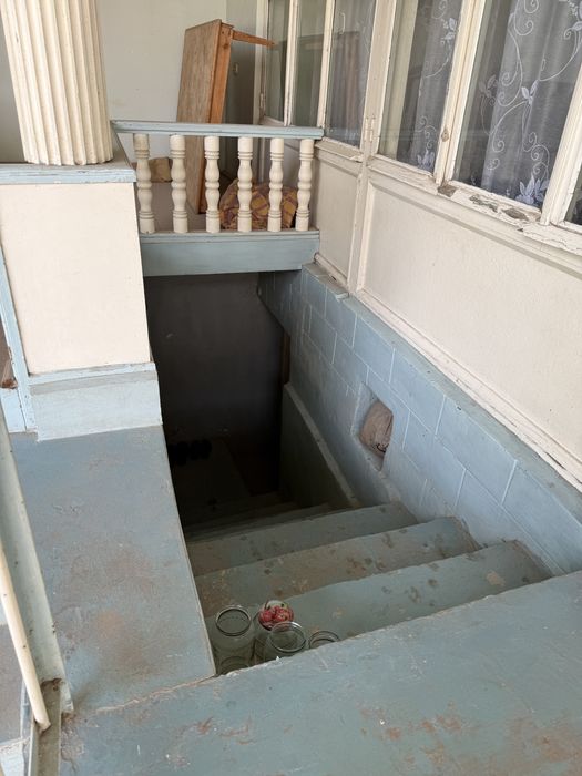 Срочно ховли сотилади!!!