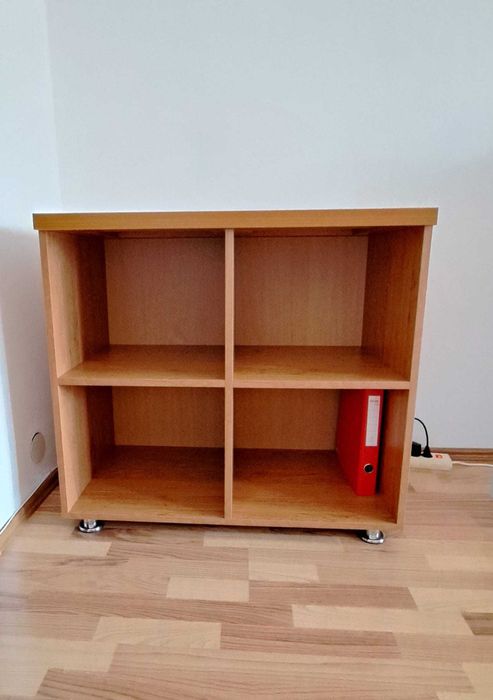 Mobilier Birou Multifunctional cu spații de depozitare