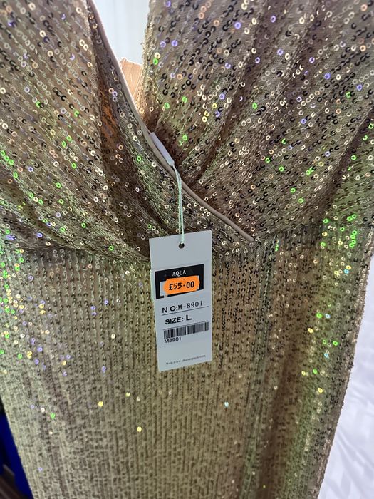 Rochie eleganta cu paiete