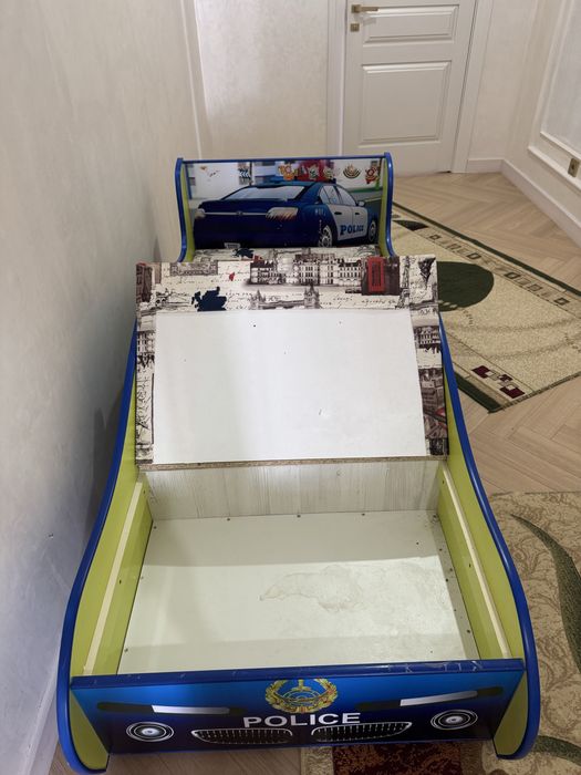 продам кровать машинку