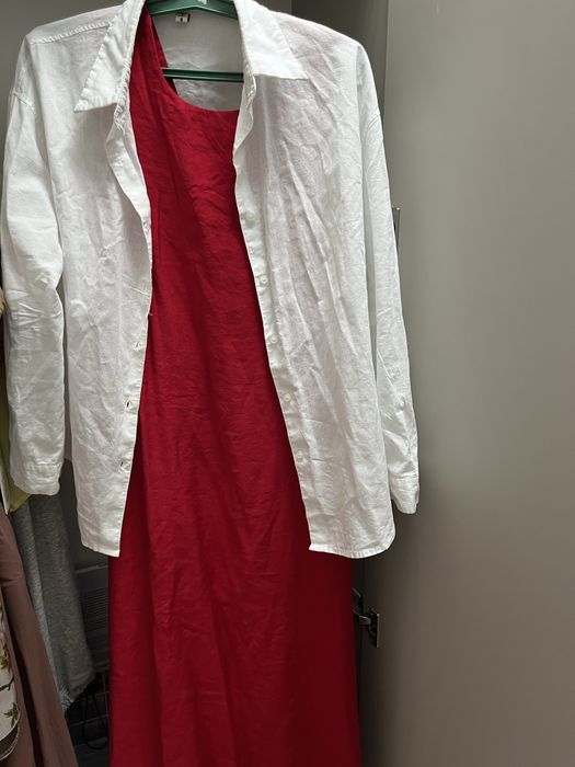 Платья красивая.