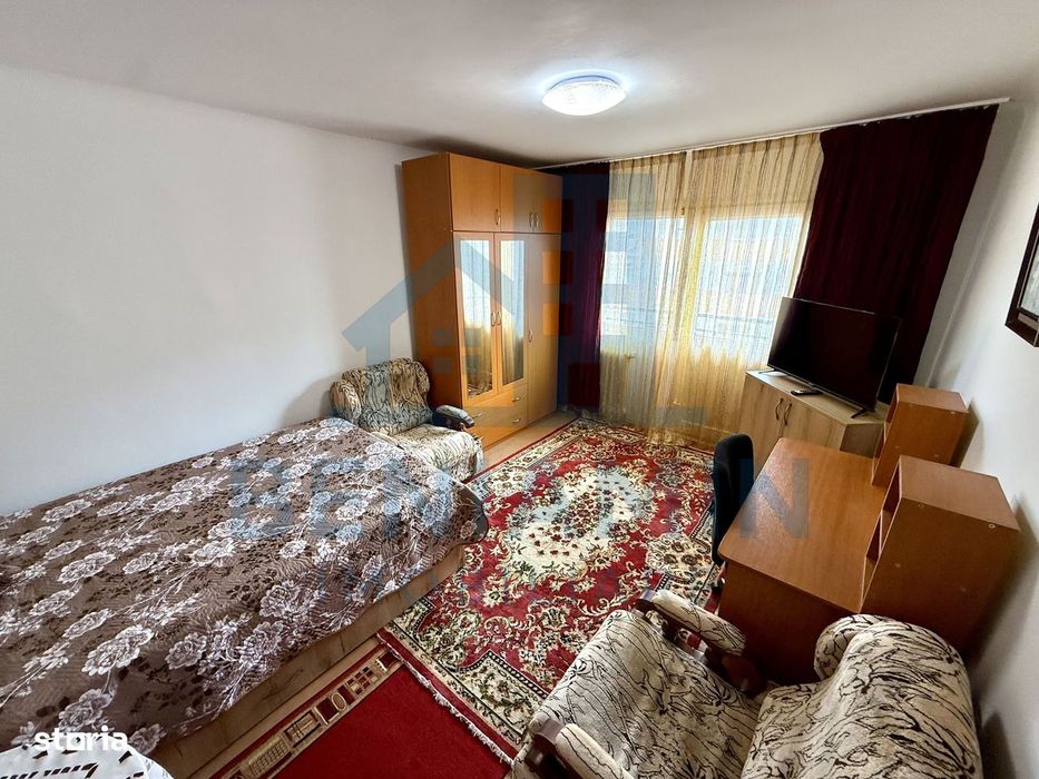 Garsoniera decomandata - mobilata - utilata - etaj 3 - Rovine